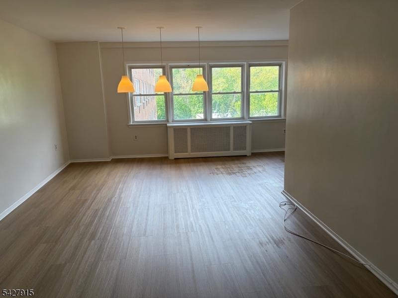 467 Valley Street, Unit 5F Maplewood, NJ 07040 - Photo 2 of 36