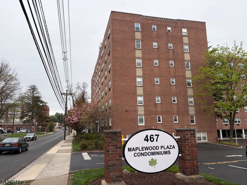 467 Valley Street, Unit 5F Maplewood, NJ 07040 - Photo 24 of 36