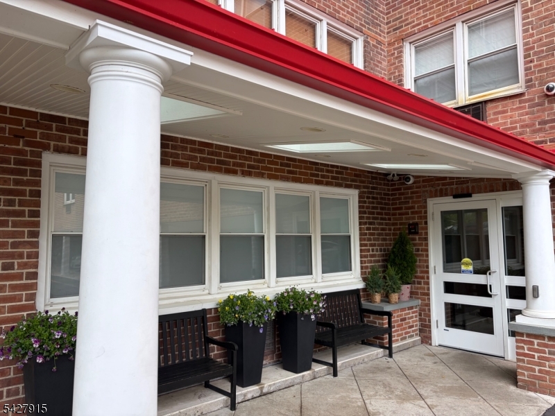 467 Valley Street, Unit 5F Maplewood, NJ 07040 - Photo 28 of 36