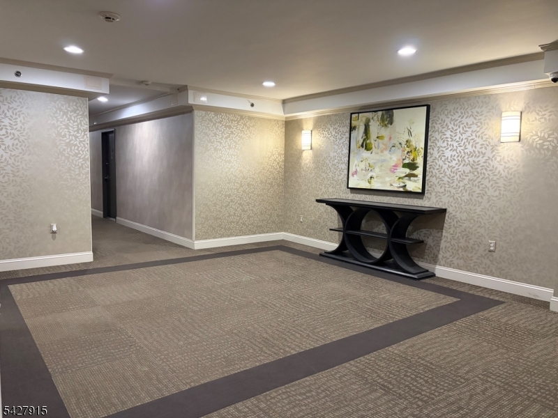 467 Valley Street, Unit 5F Maplewood, NJ 07040 - Photo 33 of 36