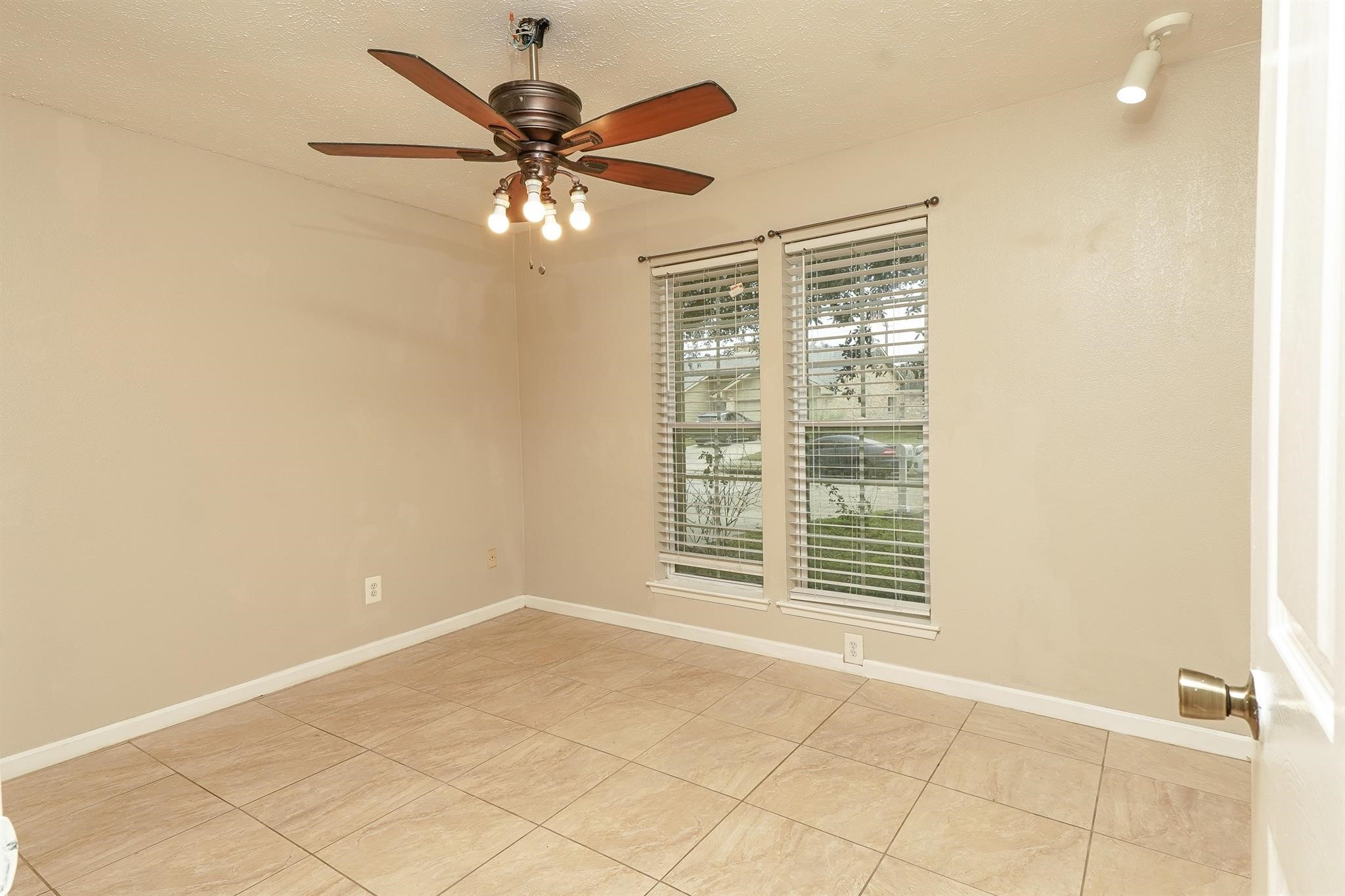 11503 Sagevalley Drive Houston, TX 77089 - Photo 16 of 21