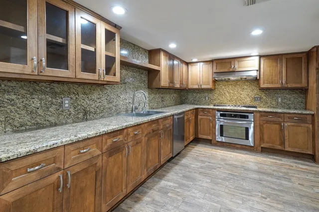 $2,000 | 11503 Sagevalley Drive, Houston, TX 77089