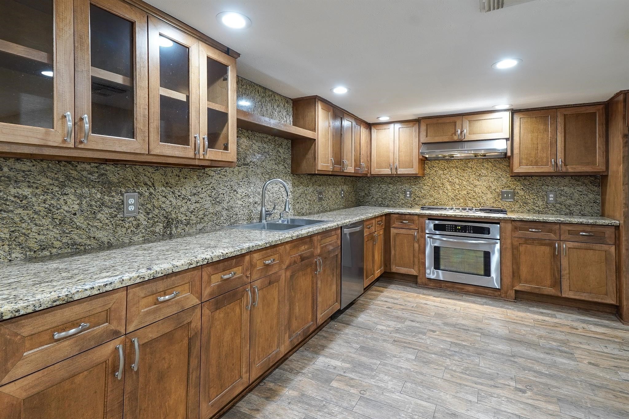 11503 Sagevalley Drive Houston, TX 77089 - Photo 6 of 21