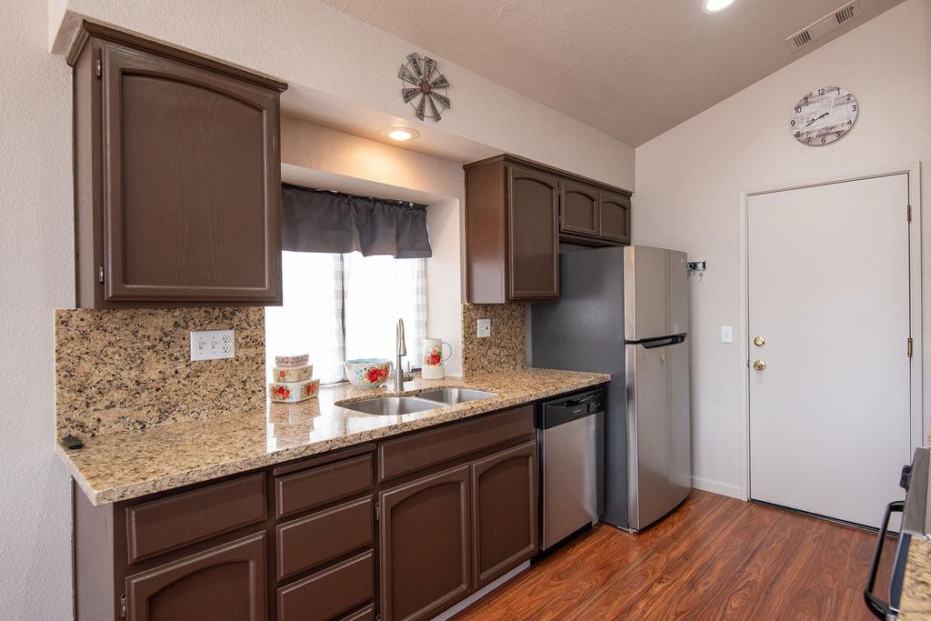 1312 Serene Lane Ceres, CA 95307 - Photo 10 of 38 Gallery Image 10