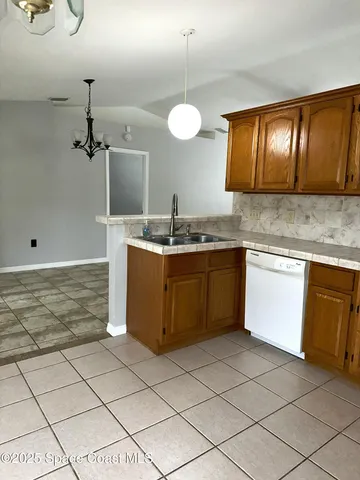 $1,850 | 259 Emerson Drive, Palm Bay, FL 32907