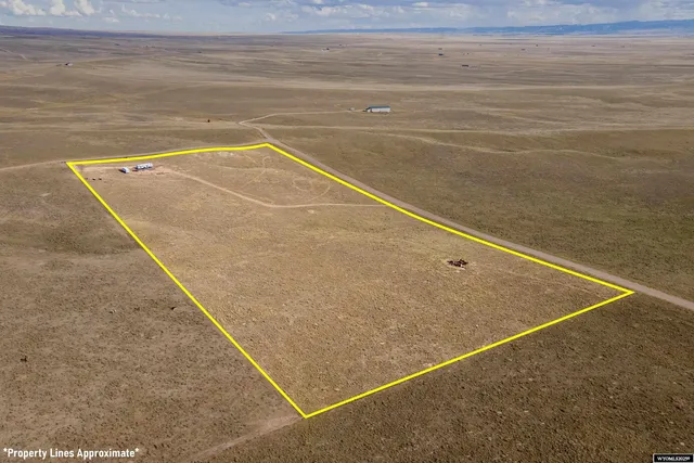 $99,700 | 11620 Tomahawk Road, Casper, WY 82601
