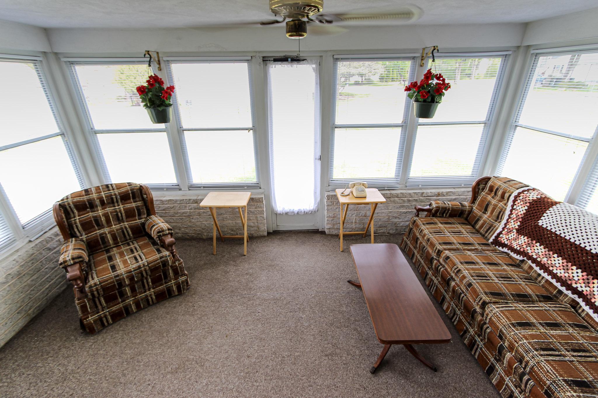 4100 Orangemans Road Hatboro, PA 19040 - Photo 17 of 26 Sun Room