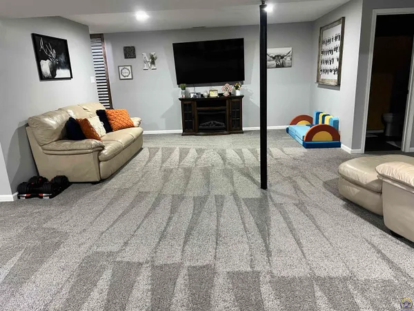 $340,000 | 4430 Southeast Truman Avenue, Topeka, KS 66609