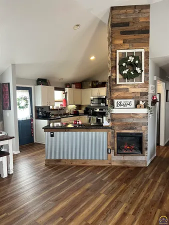 $340,000 | 4430 Southeast Truman Avenue, Topeka, KS 66609