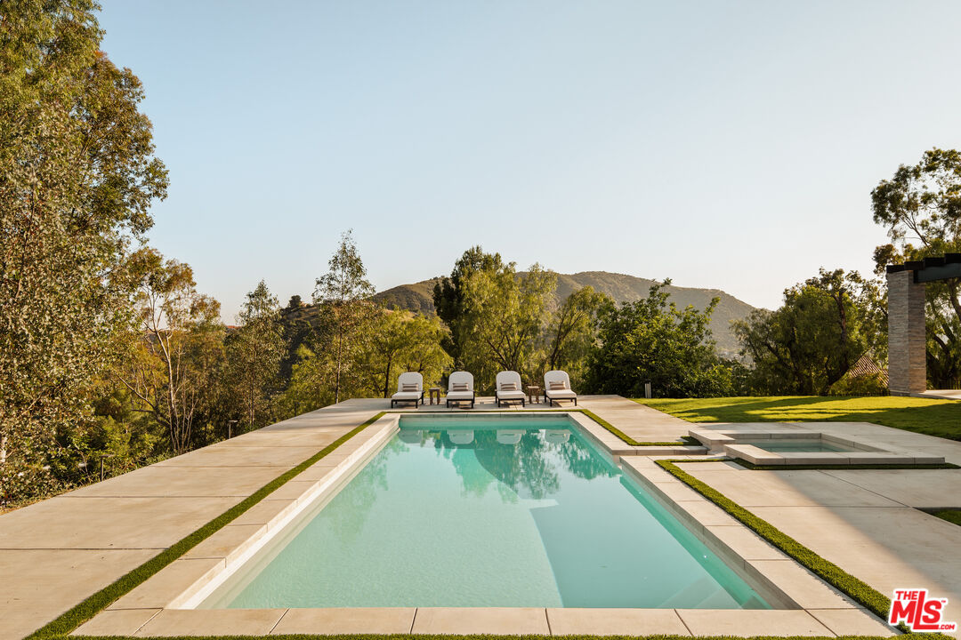 38 Dapplegray Road Bell Canyon, CA 91307 - Photo 28 of 36