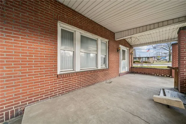 $160,000 | 132 West Pennsylvania Avenue, New Stanton, PA 15672