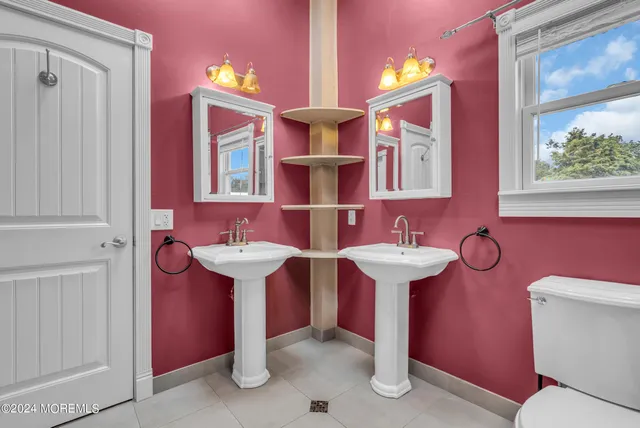 $2,200 | 327 Roosevelt Avenue, Oakhurst, NJ 07755