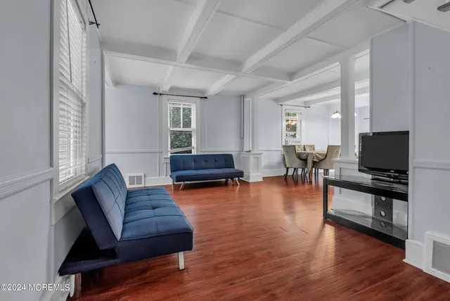 $2,200 | 327 Roosevelt Avenue, Oakhurst, NJ 07755