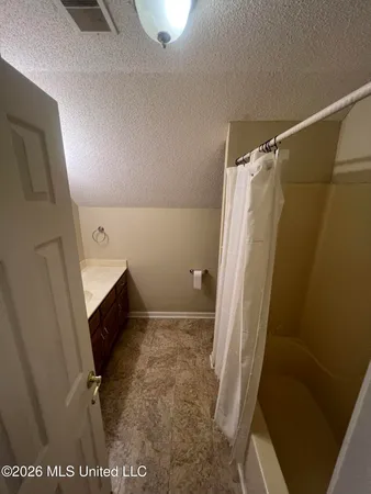 $340,000 | 3079 Lake Grove Drive, Hernando, MS 38632