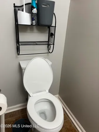 $340,000 | 3079 Lake Grove Drive, Hernando, MS 38632