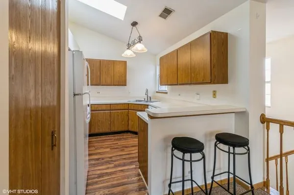 $2,150 | 1291 Coldspring Road, Carol Stream, IL 60188