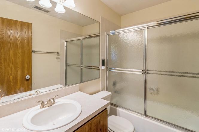 1291 Coldspring Road Carol Stream, IL 60188 - Photo 10 of 12