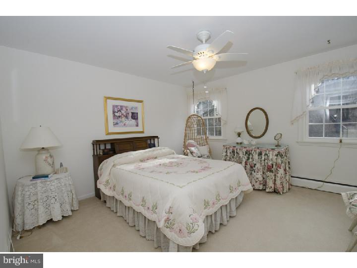 927 Cloverly Road Berwyn, PA 19312 - Photo 15 of 21 Bedroom 3