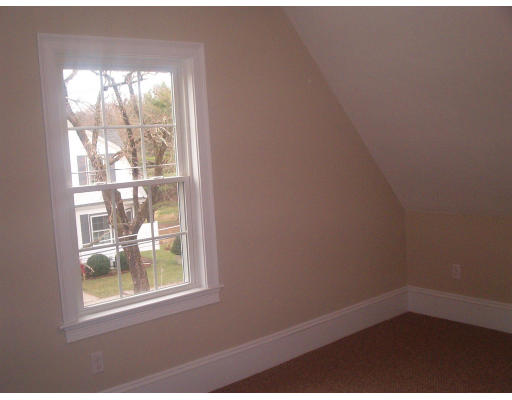 8 Harrison Street, Unit 8 Maynard, MA 01754 - Photo 11 of 14 Gallery Image 11