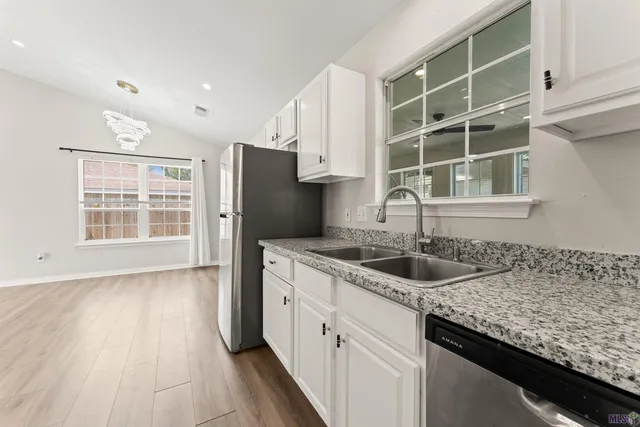 $2,169 | 18544 Perkins Oak Road, Prairieville, LA 70769