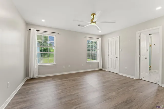 $2,169 | 18544 Perkins Oak Road, Prairieville, LA 70769