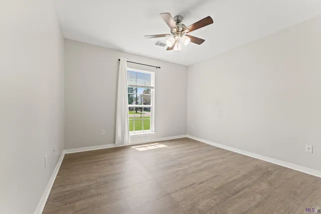 $2,169 | 18544 Perkins Oak Road, Prairieville, LA 70769