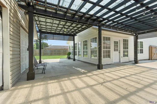 $2,169 | 18544 Perkins Oak Road, Prairieville, LA 70769