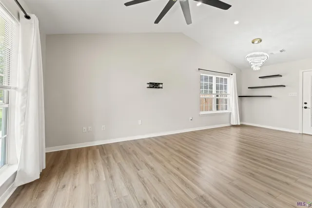 $2,169 | 18544 Perkins Oak Road, Prairieville, LA 70769