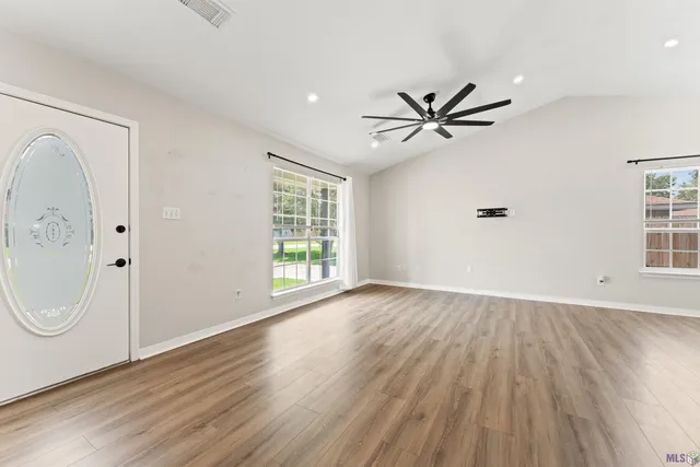 $2,169 | 18544 Perkins Oak Road, Prairieville, LA 70769