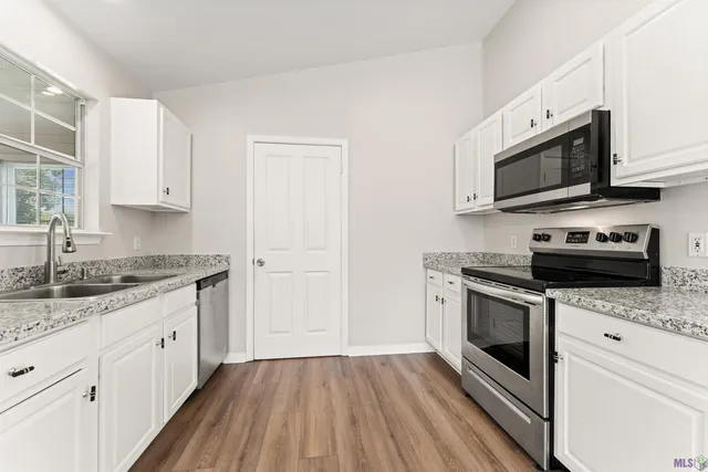 $2,169 | 18544 Perkins Oak Road, Prairieville, LA 70769