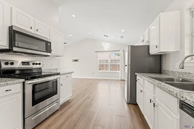 $2,169 | 18544 Perkins Oak Road, Prairieville, LA 70769