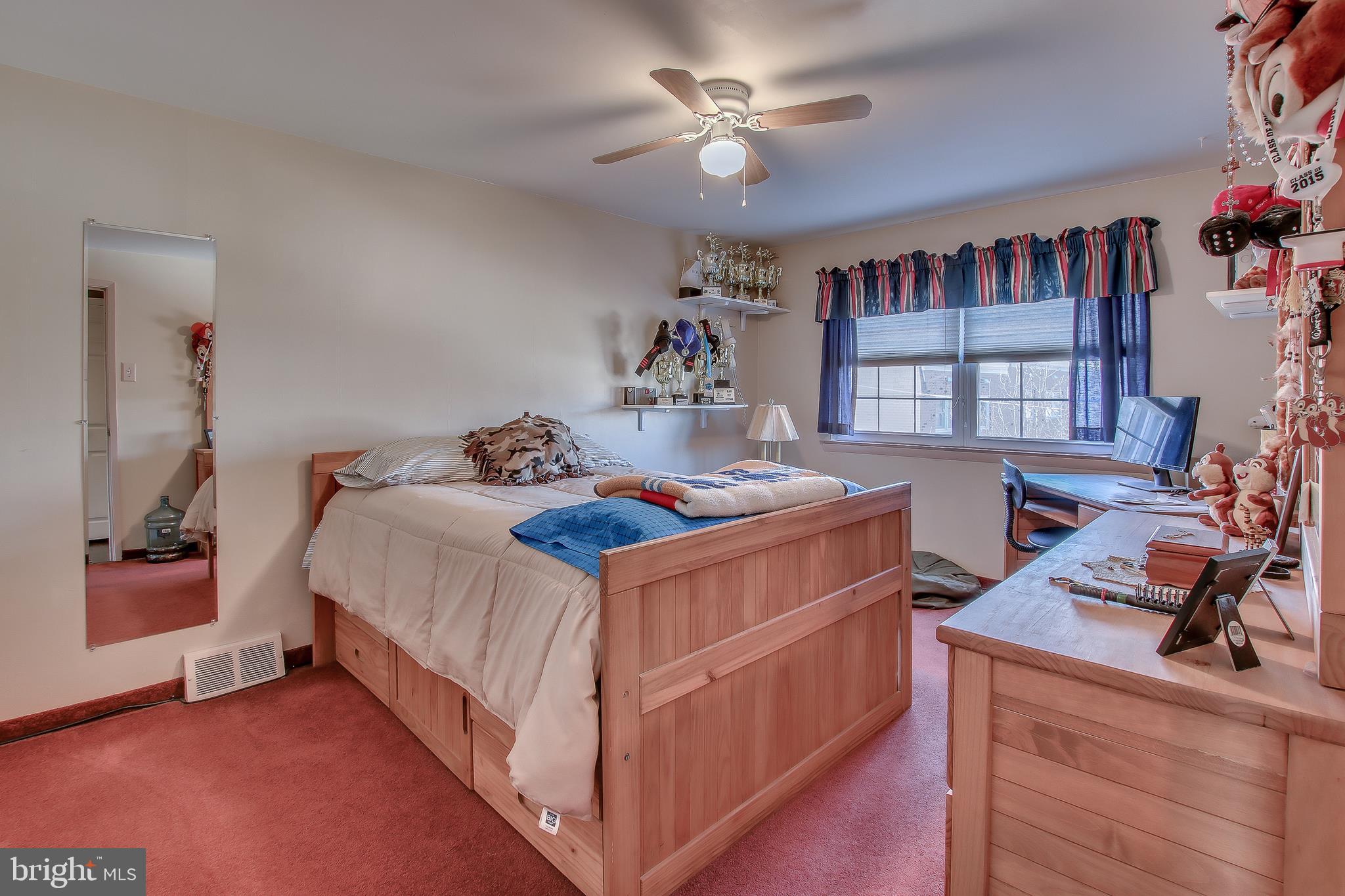 12835 Elnora Road Philadelphia, PA 19154 - Photo 28 of 36 Gallery Image 28