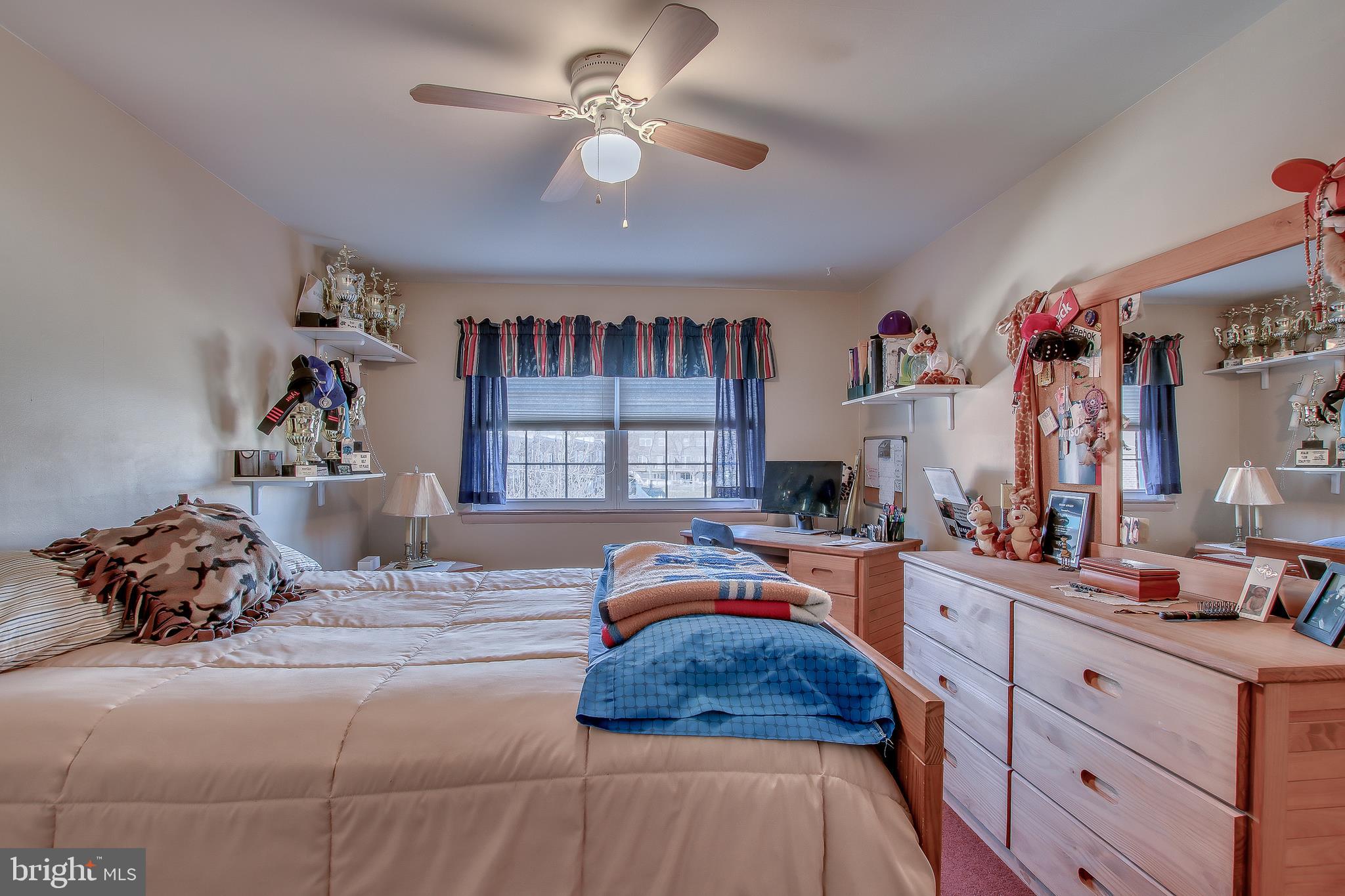 12835 Elnora Road Philadelphia, PA 19154 - Photo 29 of 36 Gallery Image 29