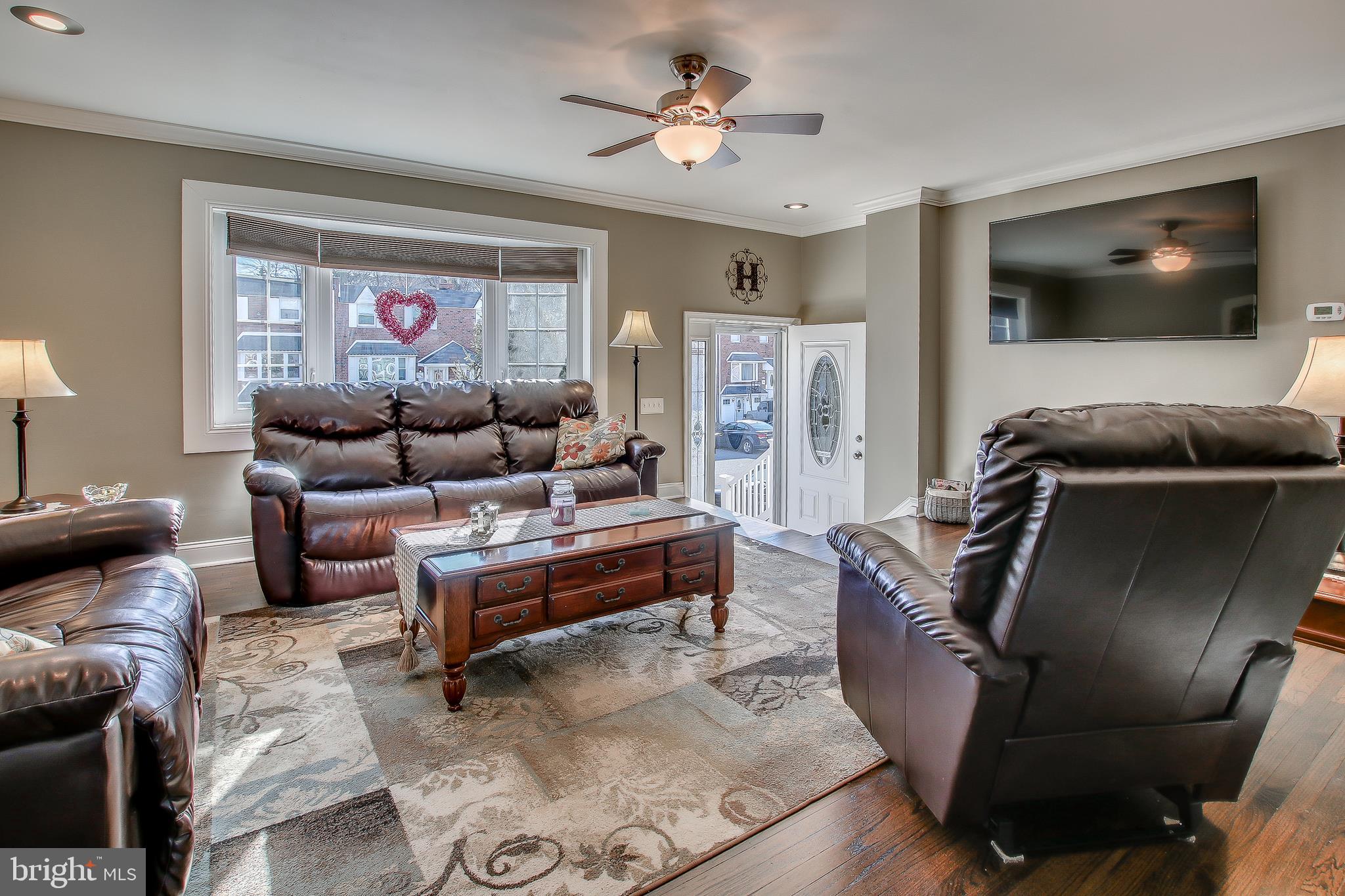 12835 Elnora Road Philadelphia, PA 19154 - Photo 7 of 36 Gallery Image 7