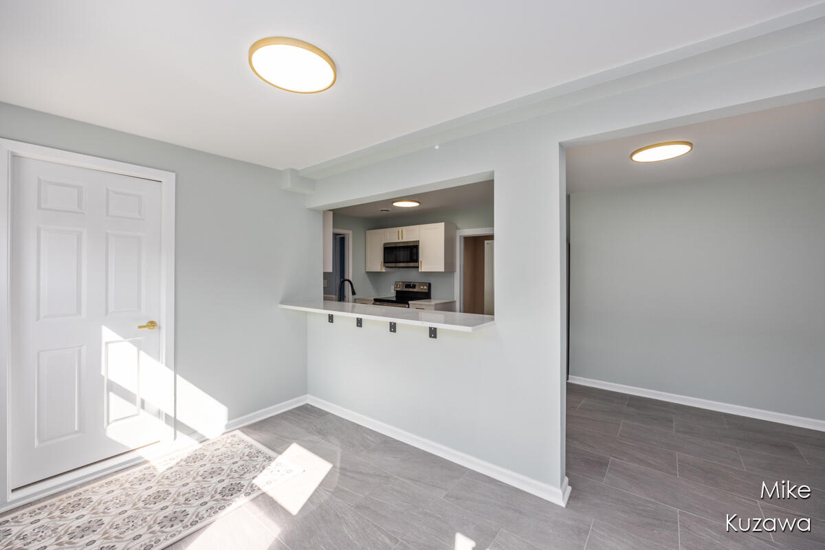 517 Pine Street Spring Lake, MI 49456 - Photo 14 of 43 IMG_1012