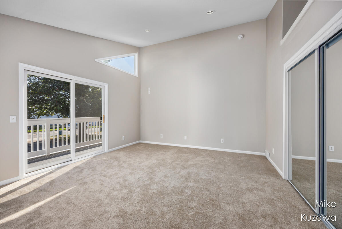 517 Pine Street Spring Lake, MI 49456 - Photo 29 of 43 IMG_1029