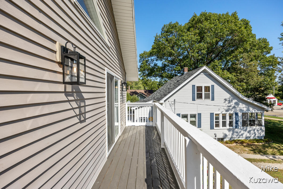 517 Pine Street Spring Lake, MI 49456 - Photo 31 of 43 IMG_1031