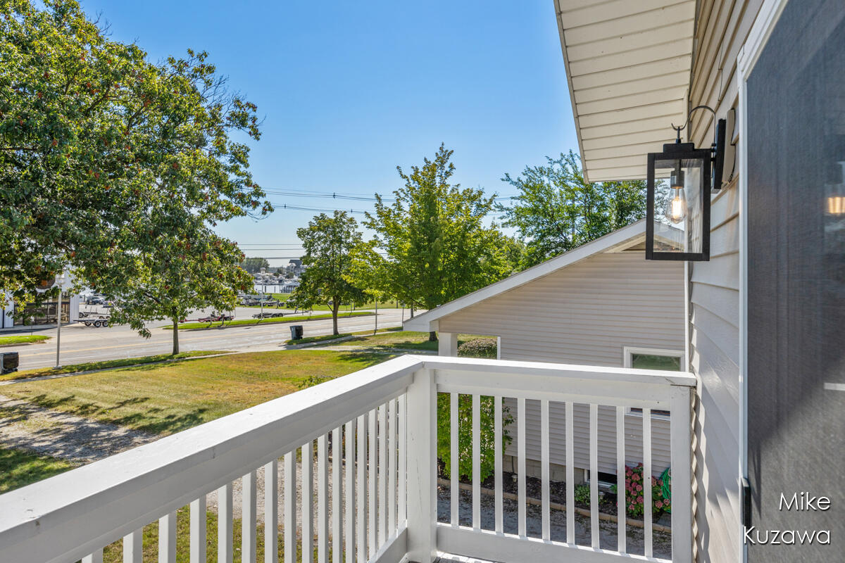 517 Pine Street Spring Lake, MI 49456 - Photo 33 of 43 IMG_1033