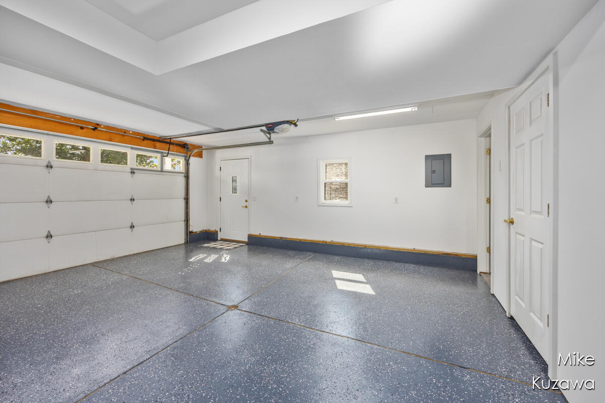 517 Pine Street Spring Lake, MI 49456 - Photo 35 of 43 IMG_1021