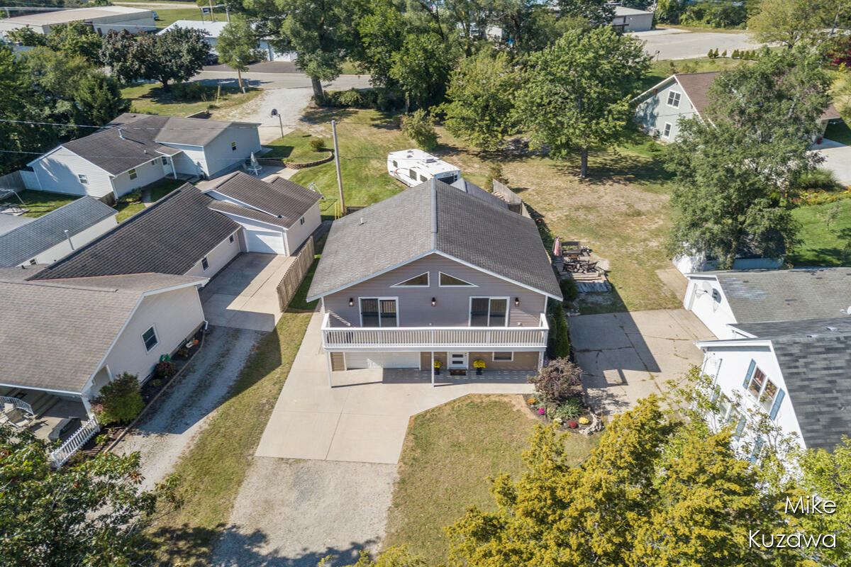 517 Pine Street Spring Lake, MI 49456 - Photo 37 of 43 IMG_1036