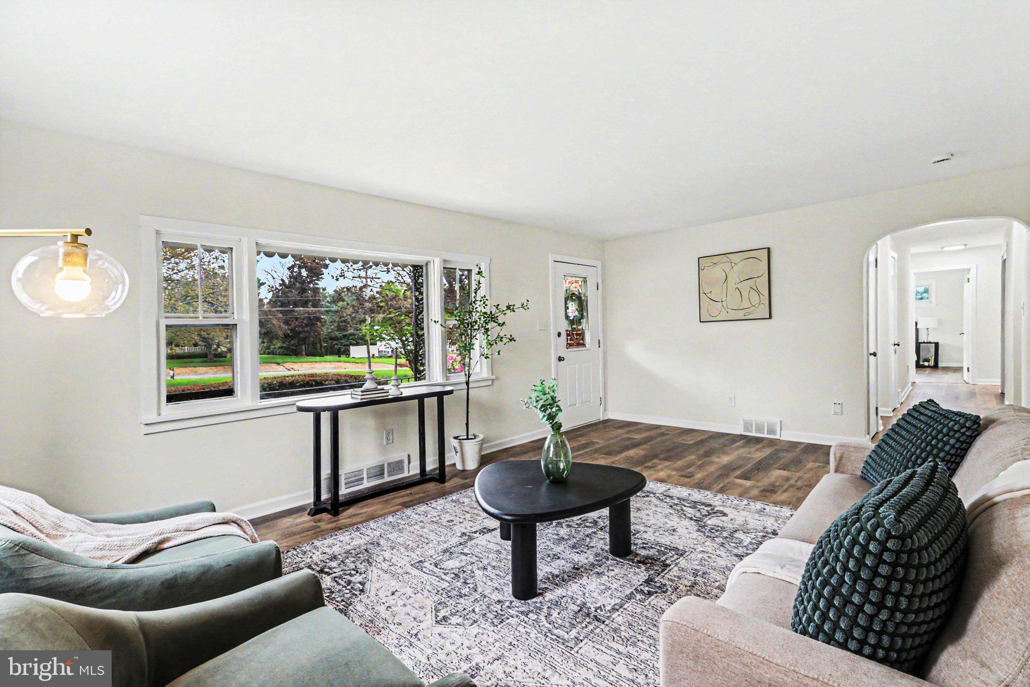 708 Baltimore Road Shippensburg, PA 17257 - Photo 3 of 24 Gallery Image 3