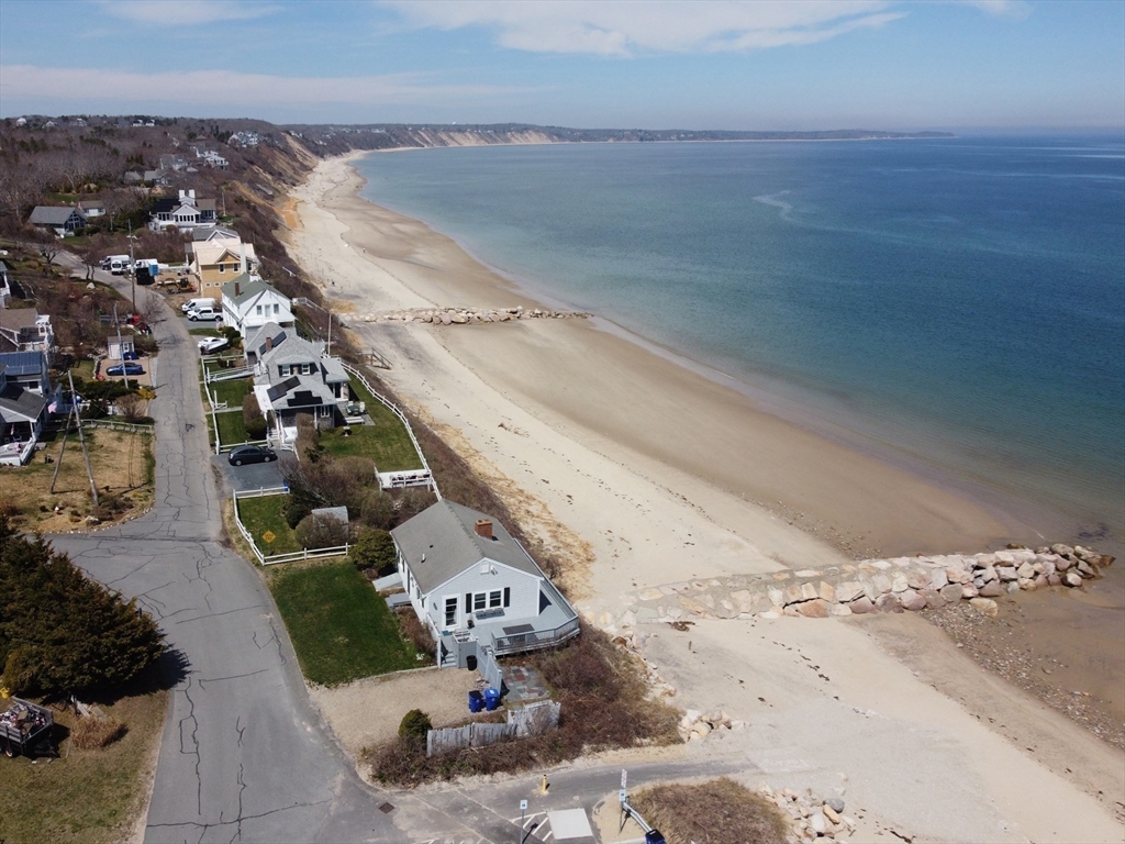 58 Sagamore Road Bourne, MA 02562 - Photo 5 of 29