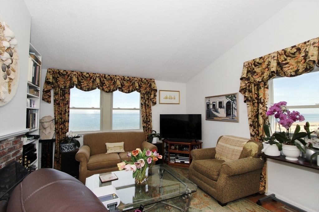 58 Sagamore Road Bourne, MA 02562 - Photo 9 of 29