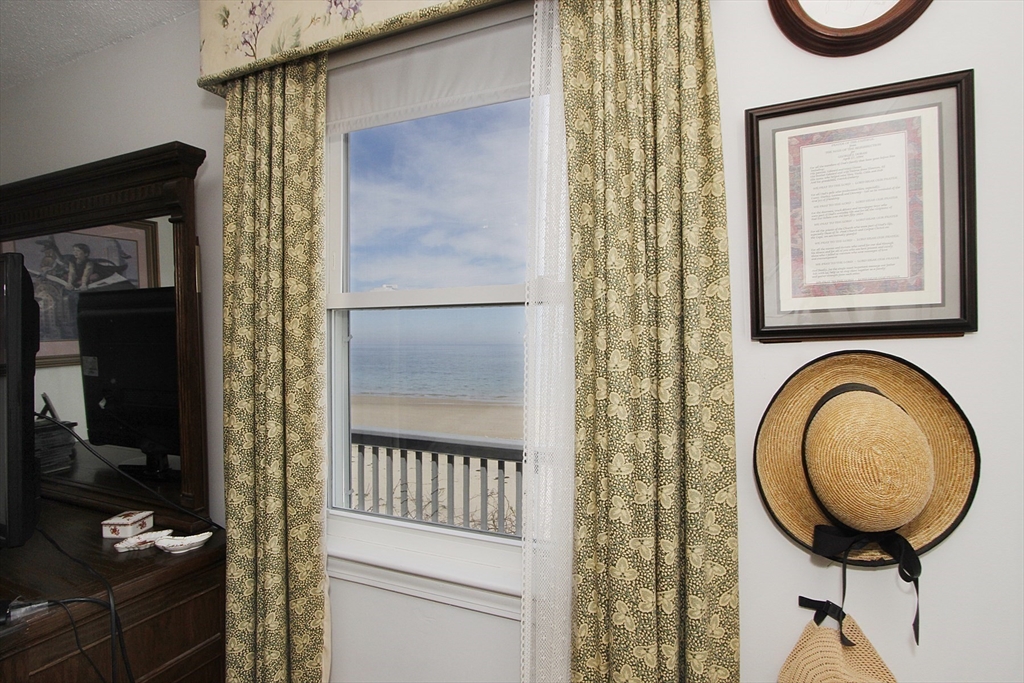 58 Sagamore Road Bourne, MA 02562 - Photo 10 of 29