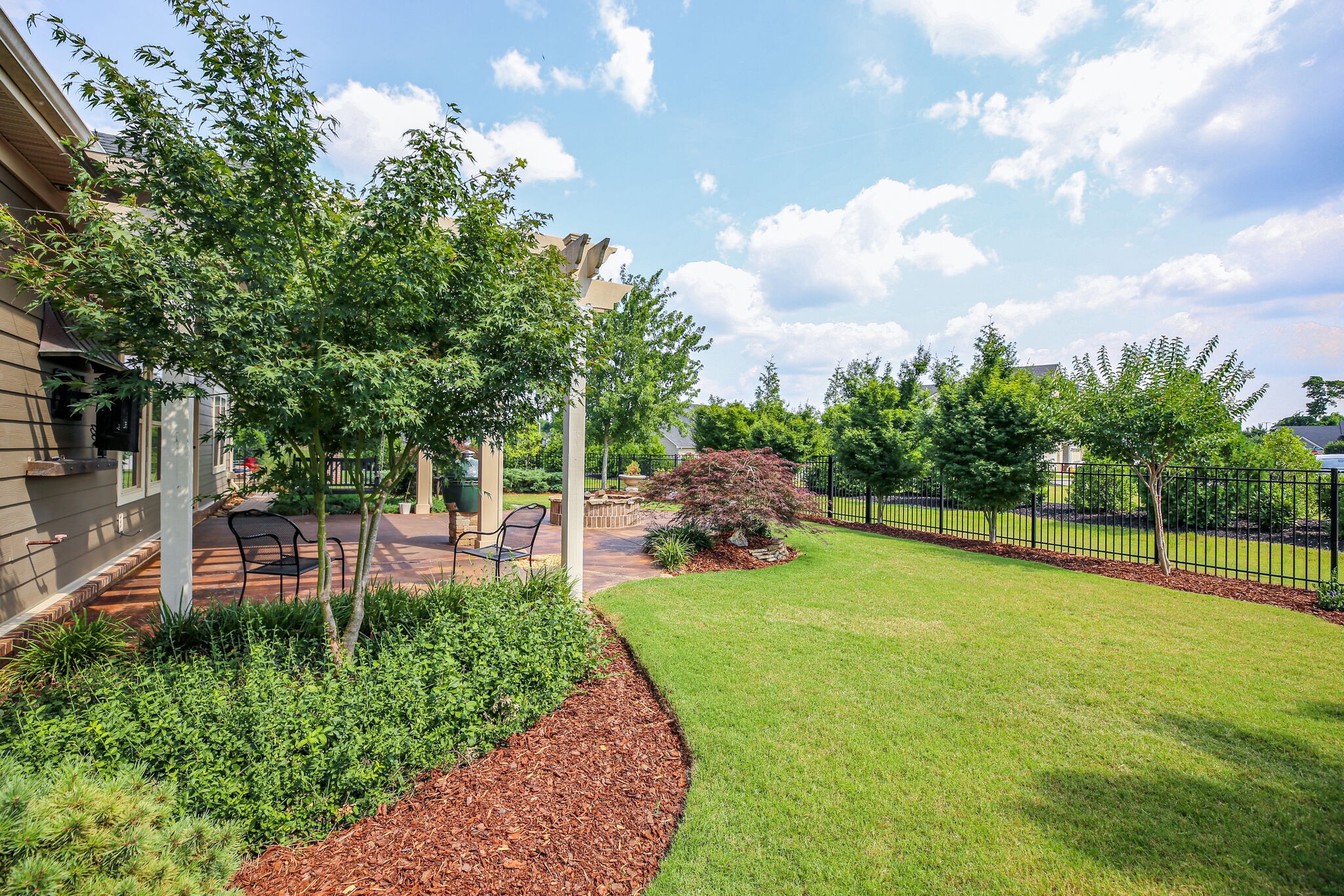 911 Contessa Drive Murfreesboro, TN 37128 - Photo 41 of 42 a view of a backyard with swimming pool