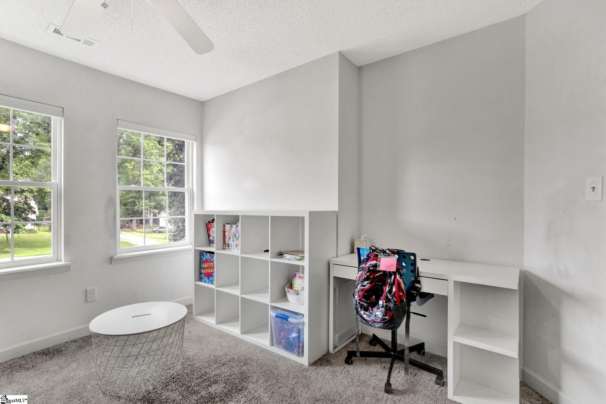 22 Idle Lane Fountain Inn, SC 29644 - Photo 23 of 33 Gallery Image 23