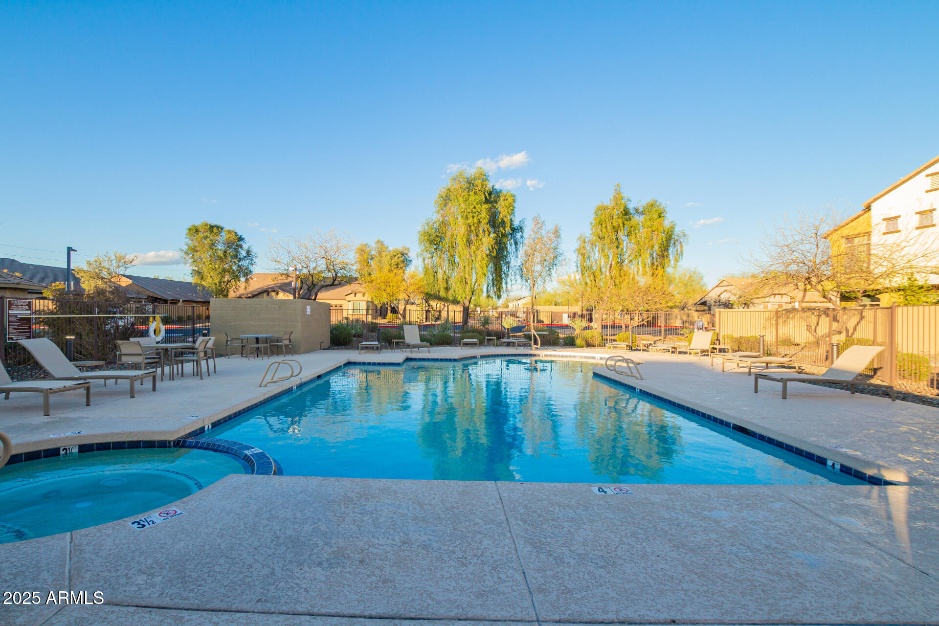 2725 East Mine Creek Road, Unit 2186 Phoenix, AZ 85024 - Photo 24 of 26 27 - Mine Creek