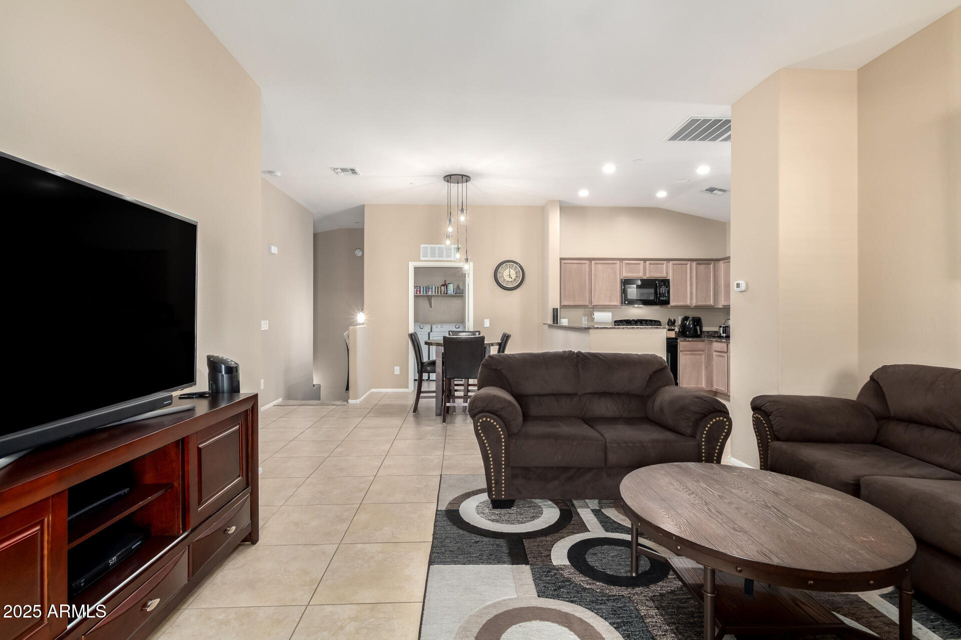 2725 East Mine Creek Road, Unit 2186 Phoenix, AZ 85024 - Photo 8 of 26 08 - Mine Creek