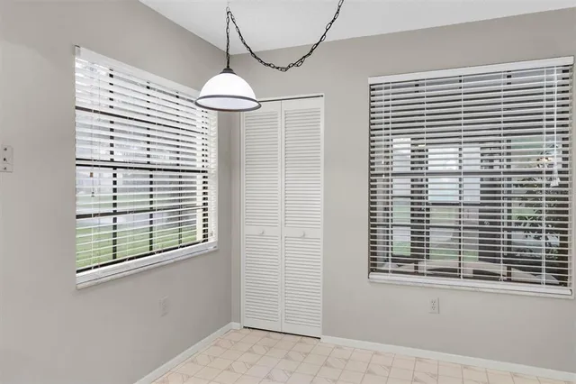 a view of a windows and an entryway