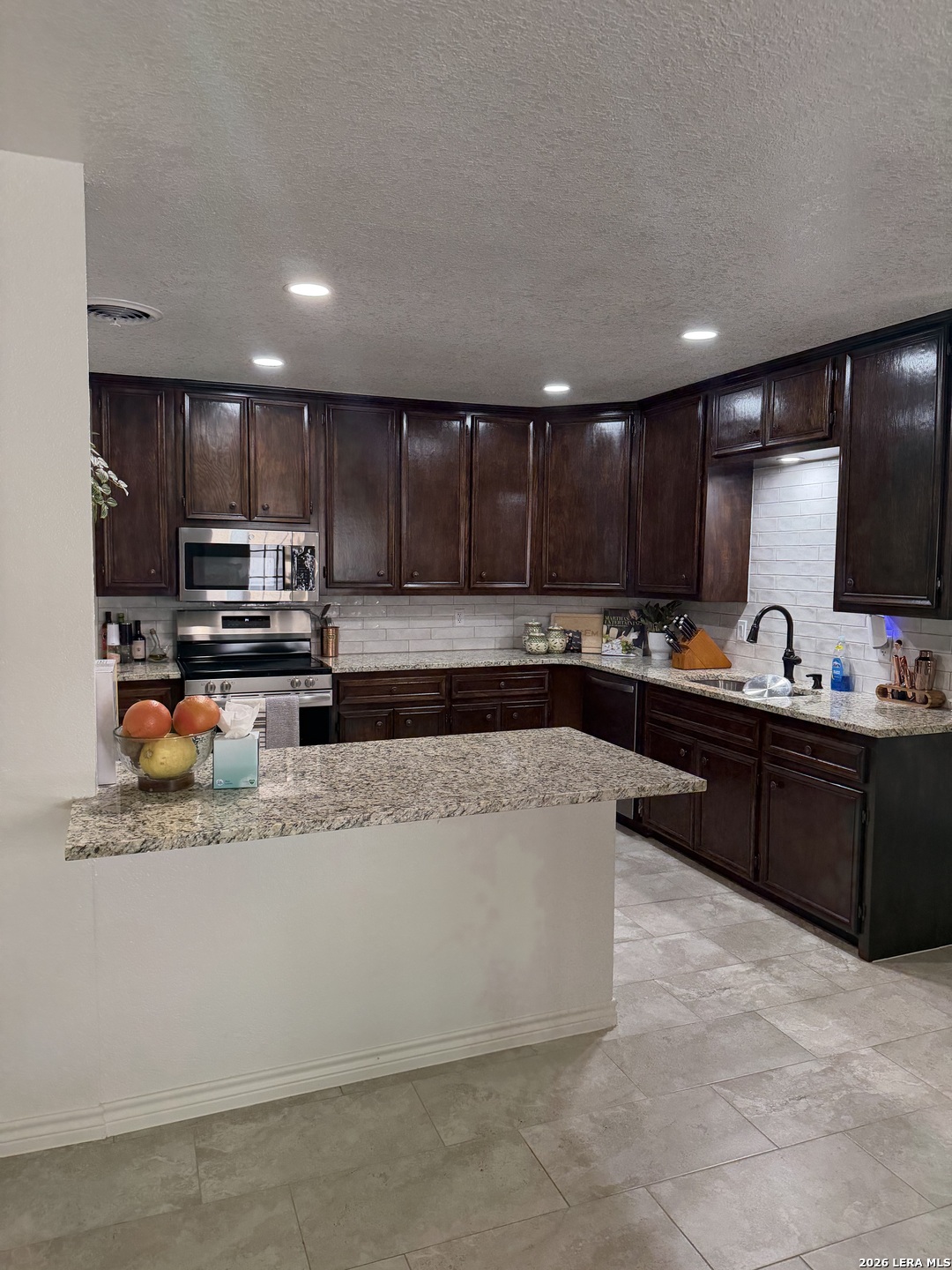 703 Atkins Avenue Devine, TX 78016 - Photo 3 of 13